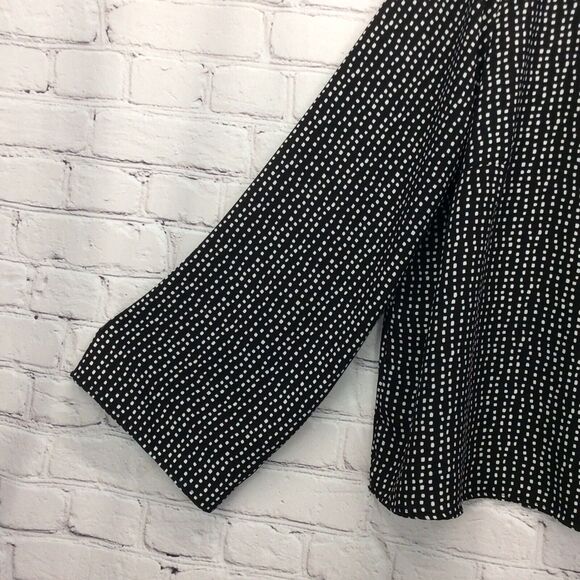 Forever 21 Women’s Size 2x Criss Cross V-neck Tunic Black/White Flared Sleeves - Picture 7 of 8